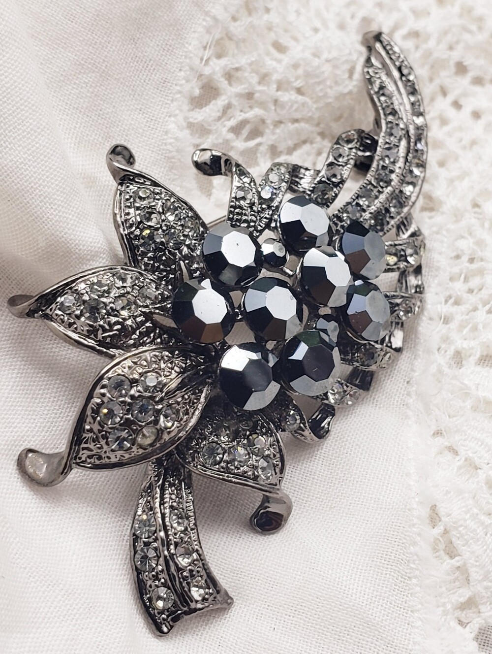 Black Crystal Floral Brooch - Bouquet Gothic Vintage Retro Festival Feminine